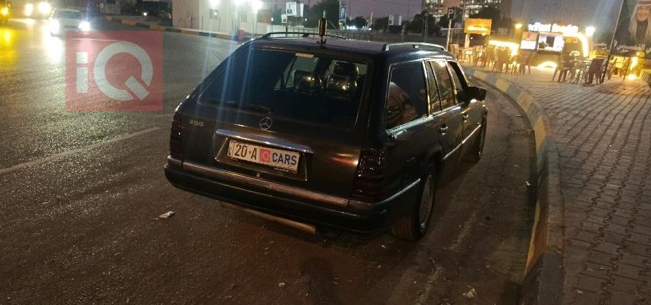 مرسيدس بنز E-Class
